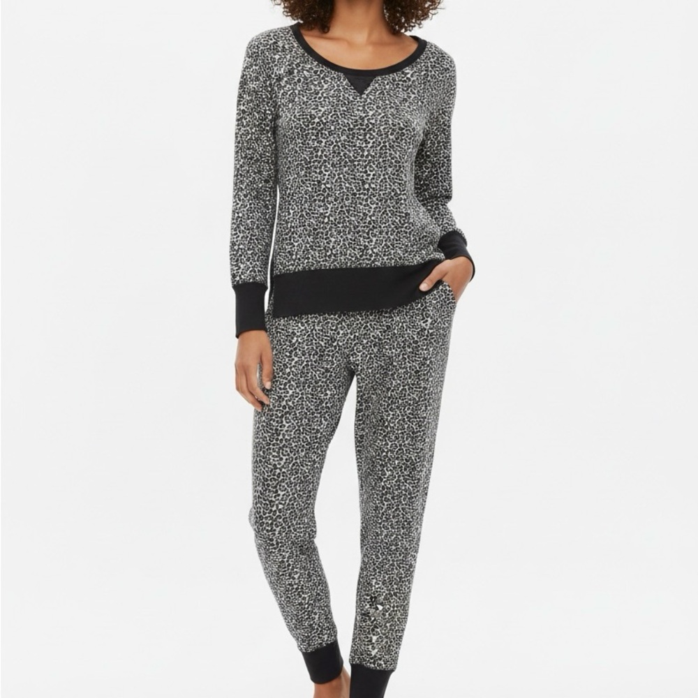 Victoria's Secret Grey Leopard Thermal Pajama Set - Size S